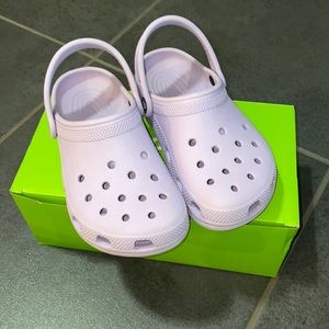 Crocs lavender size J2